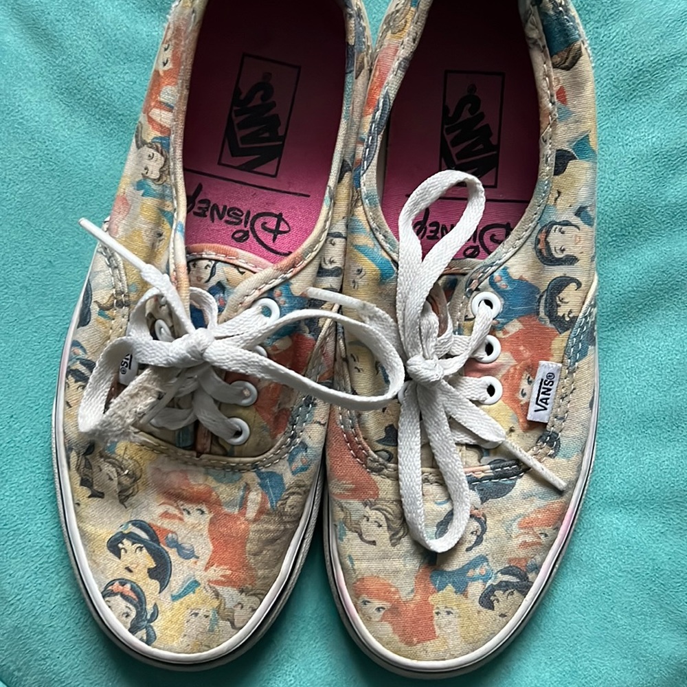 Disney Princess x Vans